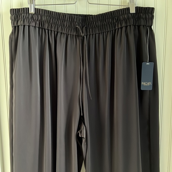 Rachel Roy Bobbi Wide Leg Black Silky Pant NWT - Picture 3 of 8